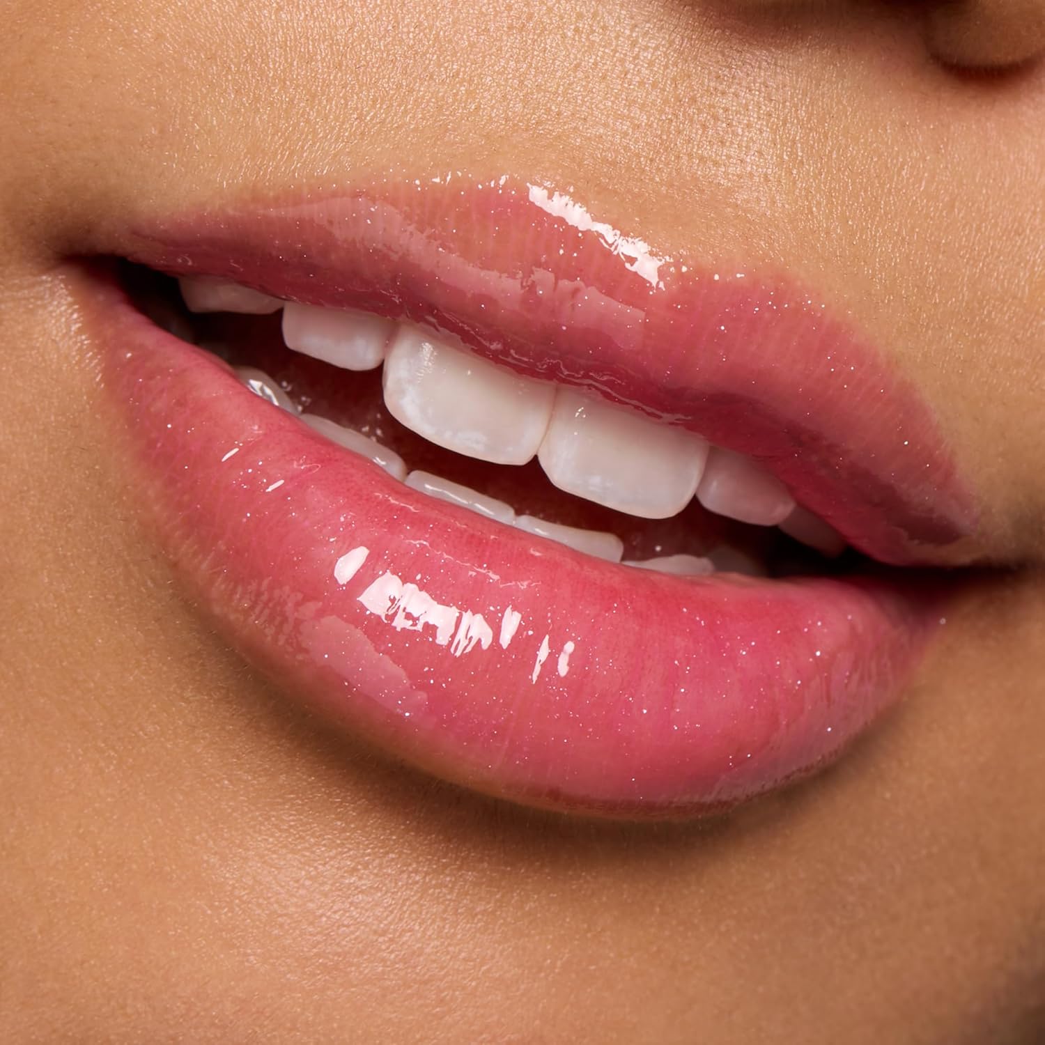 Essence Extreme Shine Volume Lipgloss 13 Glazed Berry.