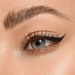 Catrice 24h Brush Liner 010 Ultra Black.