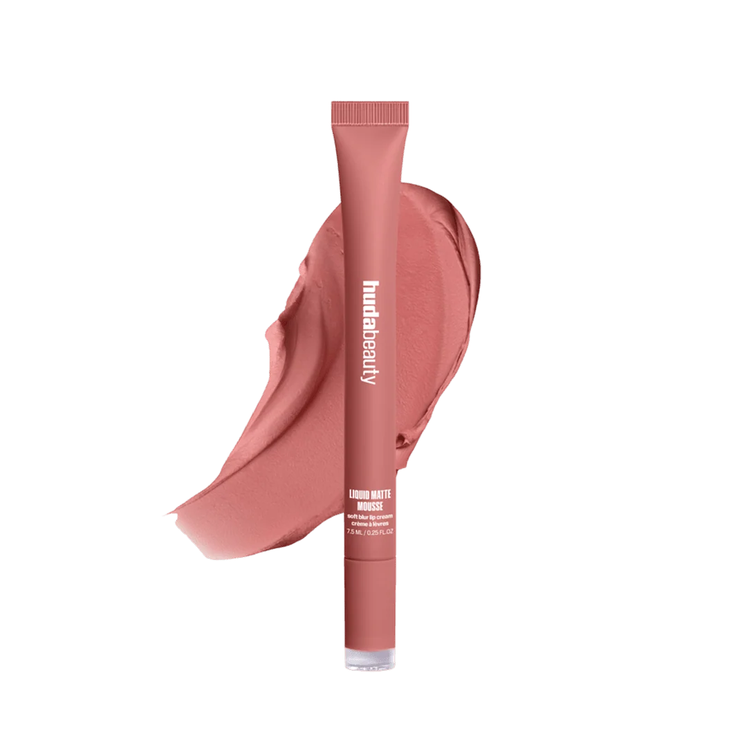 Huda Beauty Liquid Matte Mousse Rosy Nude.