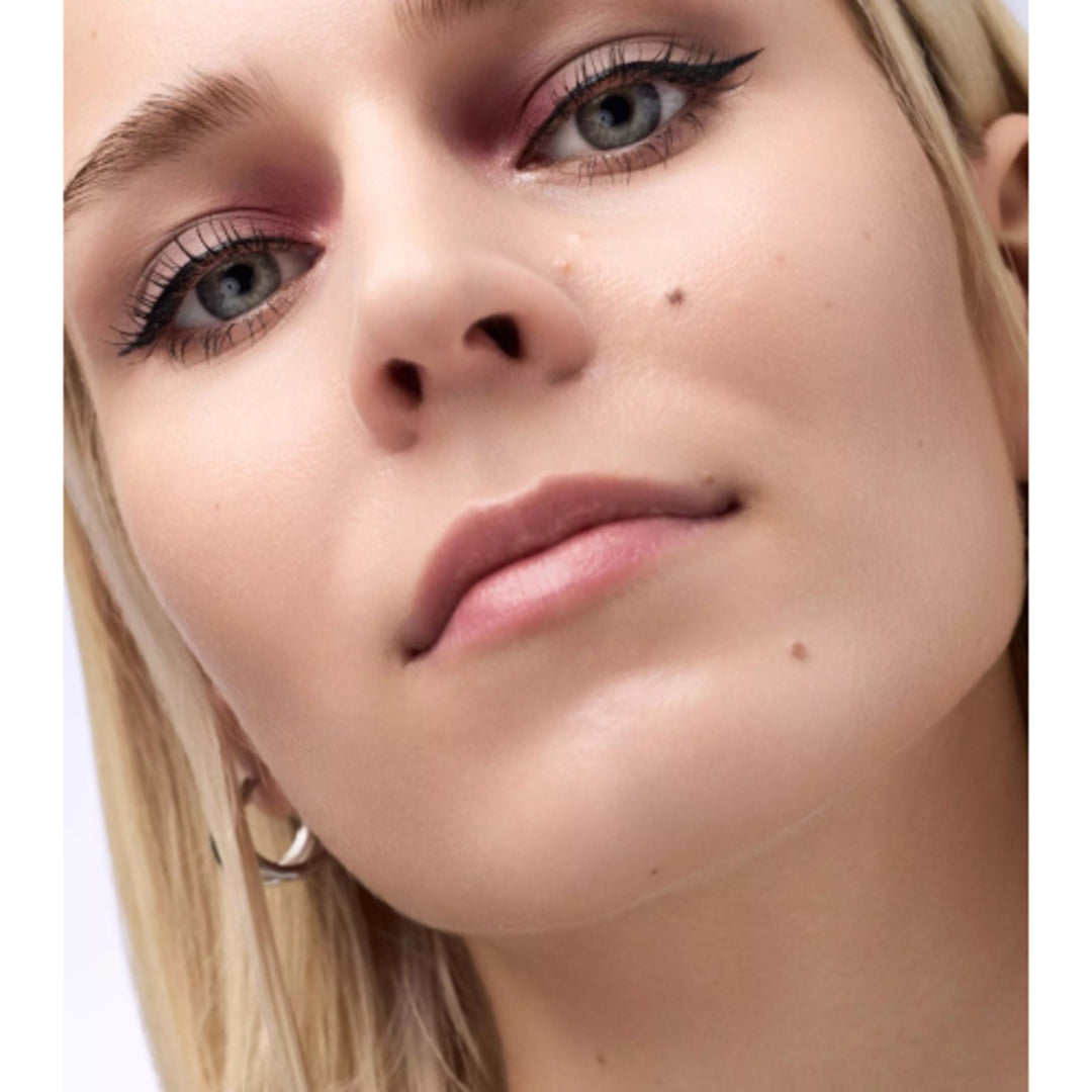 Catrice Tiny Treasures Eyeshadow Palette 020 Wild Berry.