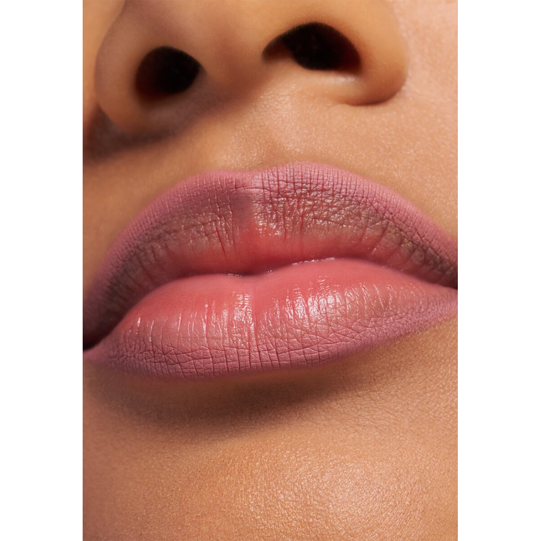 Essence 8H Matte Comfort Lipliner 21 Clouded.