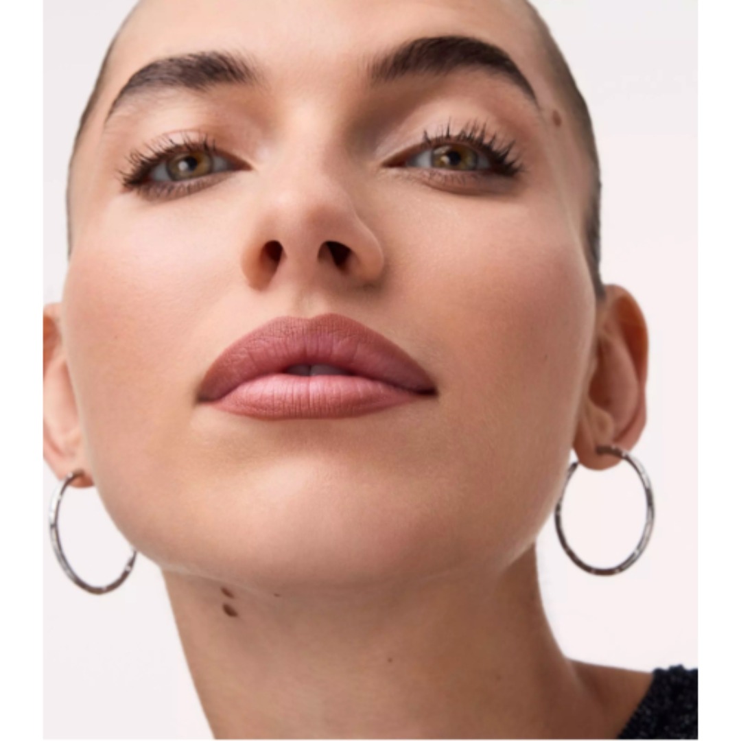 Catrice Gel Glide Long Lasting Lipliner 040 Latte Lines. - Image 2